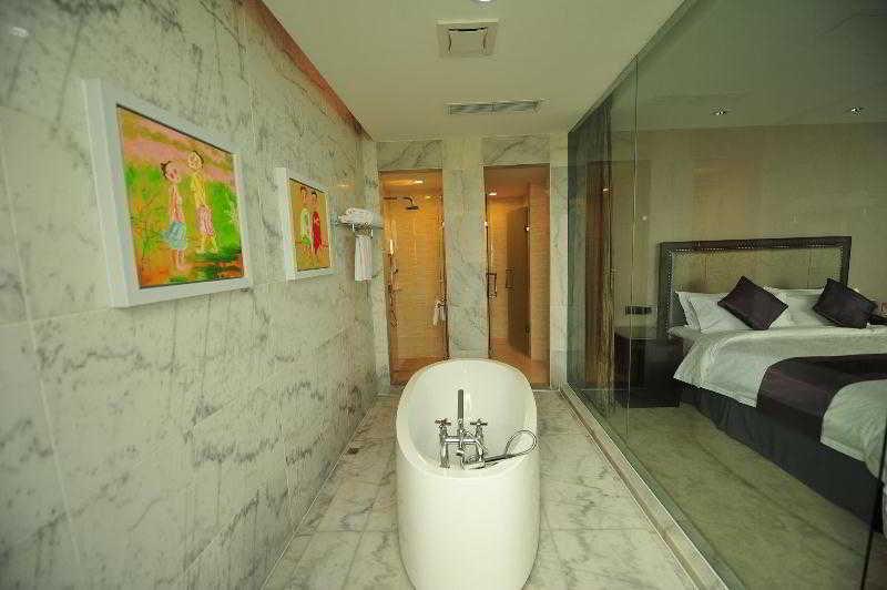 Shanghai New Century Manju Hotel Luoshan @Sniec Exterior photo