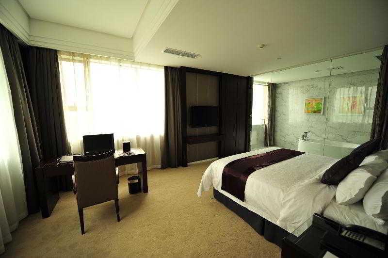 Shanghai New Century Manju Hotel Luoshan @Sniec Exterior photo